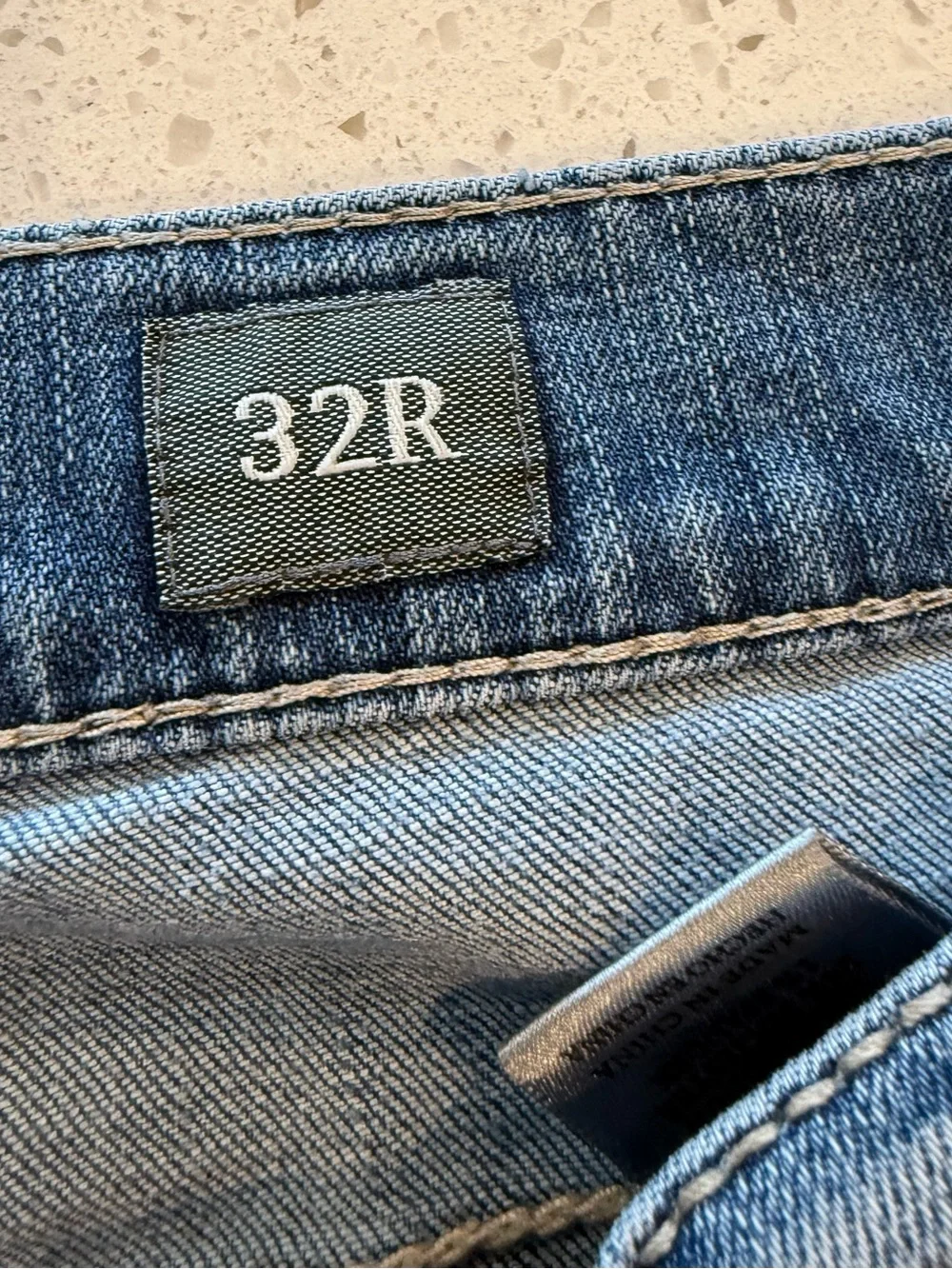 32R BKE Buckle Alec Straight Leg Jeans Men’s Blue Medium Wash Denim Pants Casual